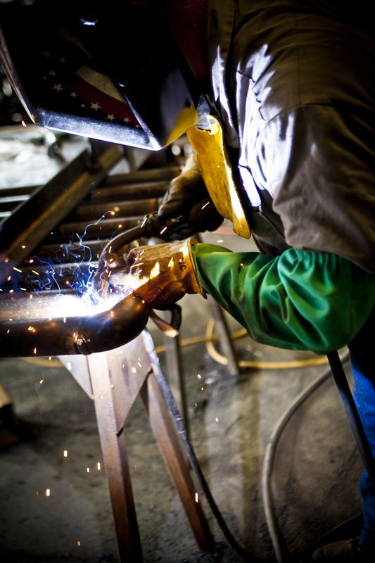 Welding work on a hot oil project at Luft Machine